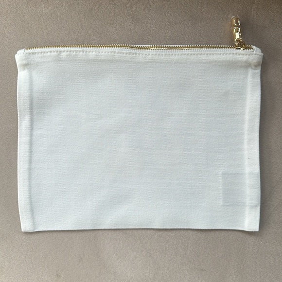 Mauna Kea Resort (Hawai’i) small travel bag - Picture 3 of 6